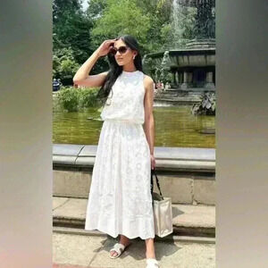 🔥🔥ZARA embroidery cutout top